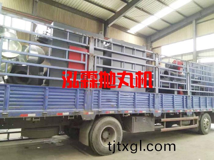圓棒(bang)抛丸(wan)除鏽機髮(fa)貨現(xian)場(chang)